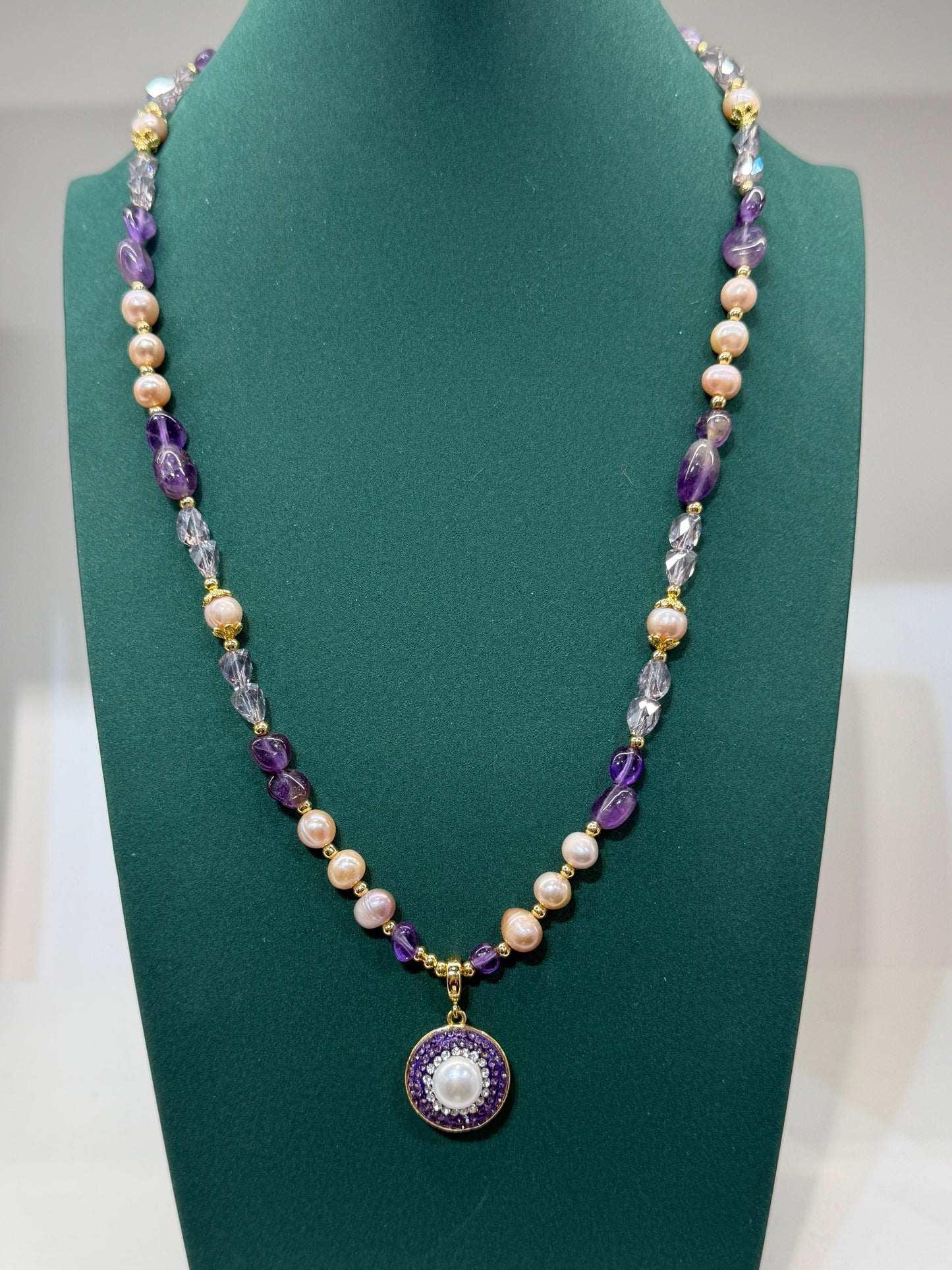 Natural crystal and fresh water pearl necklace