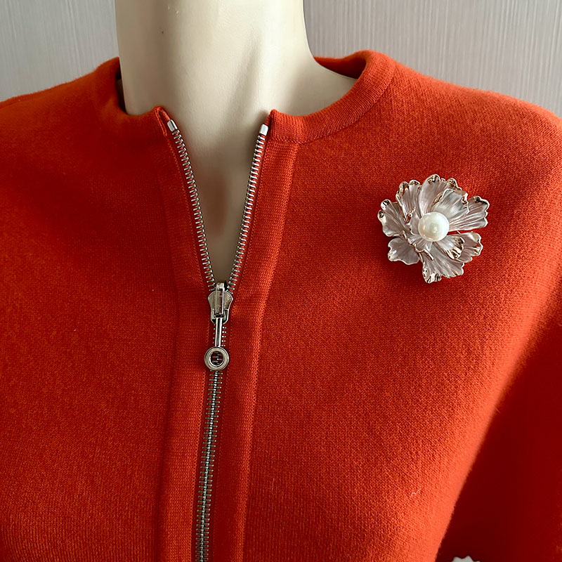 Elegant Bloom Pearl Brooch