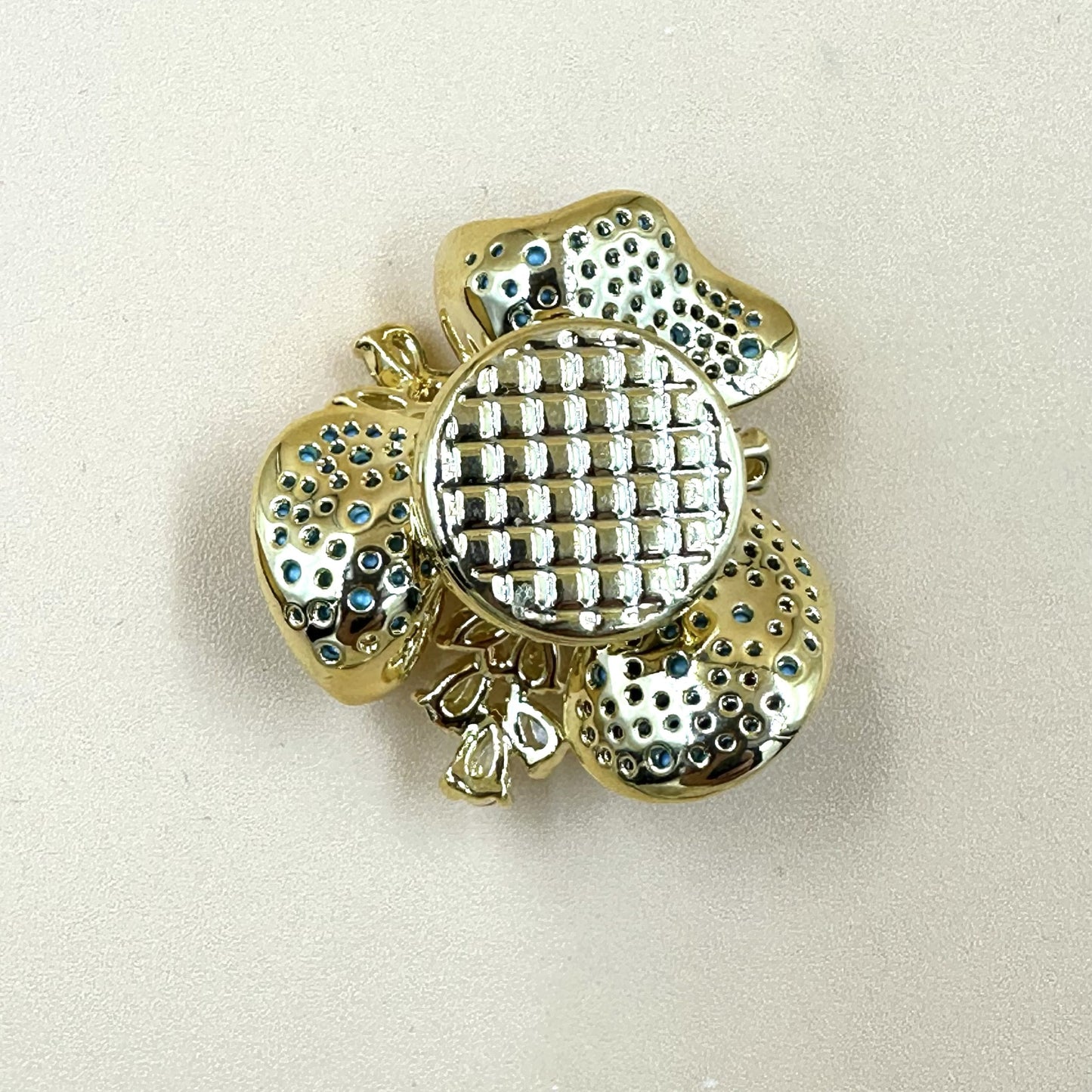 Magnetic Floral Brooch 900028