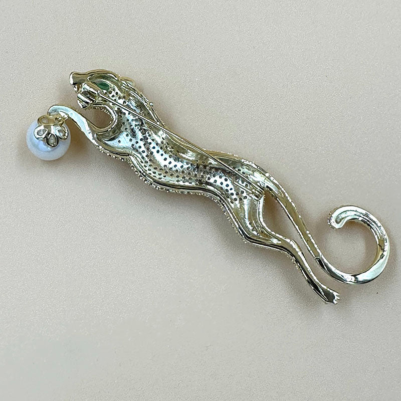 Crystal Leopard Pearl Brooch