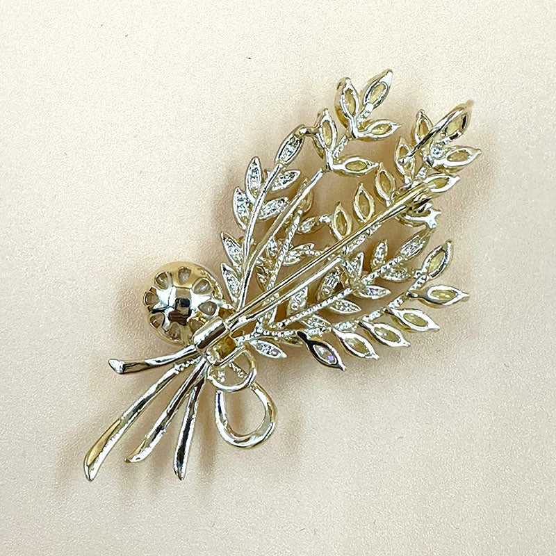 Golden Wheat Pearl Brooch