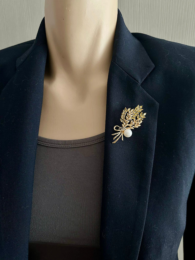 Golden Wheat Pearl Brooch