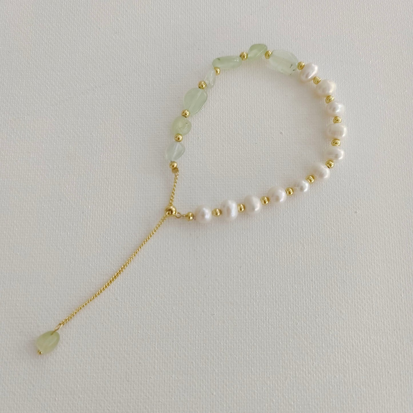 Green Quartz and Fresh water Pearl Adjustable Bracelet