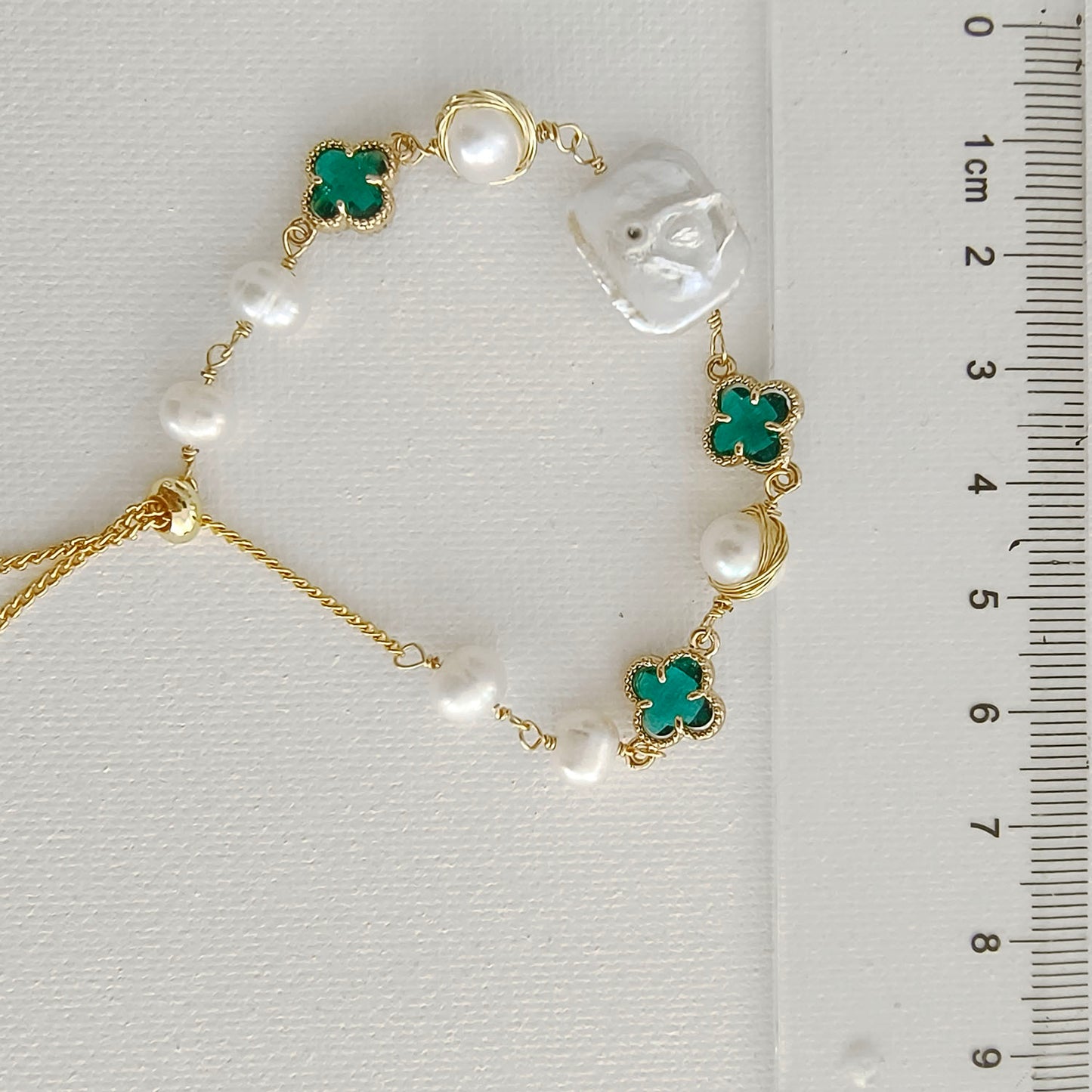 Emerald clover fresh water Pearl Charm Bracelet