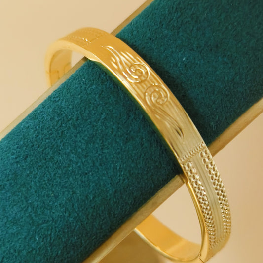 Etched traditional gold plated bangle