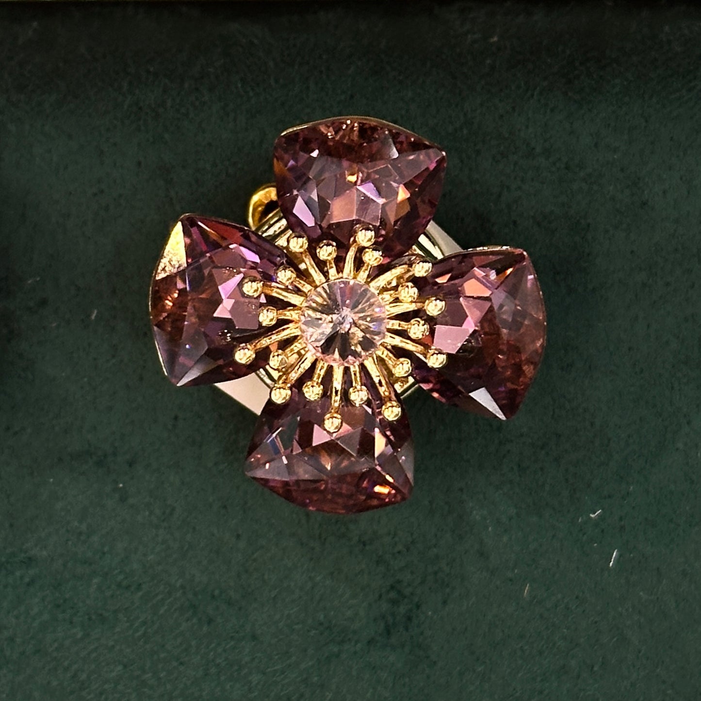 Magnetic Floral Brooch 590021