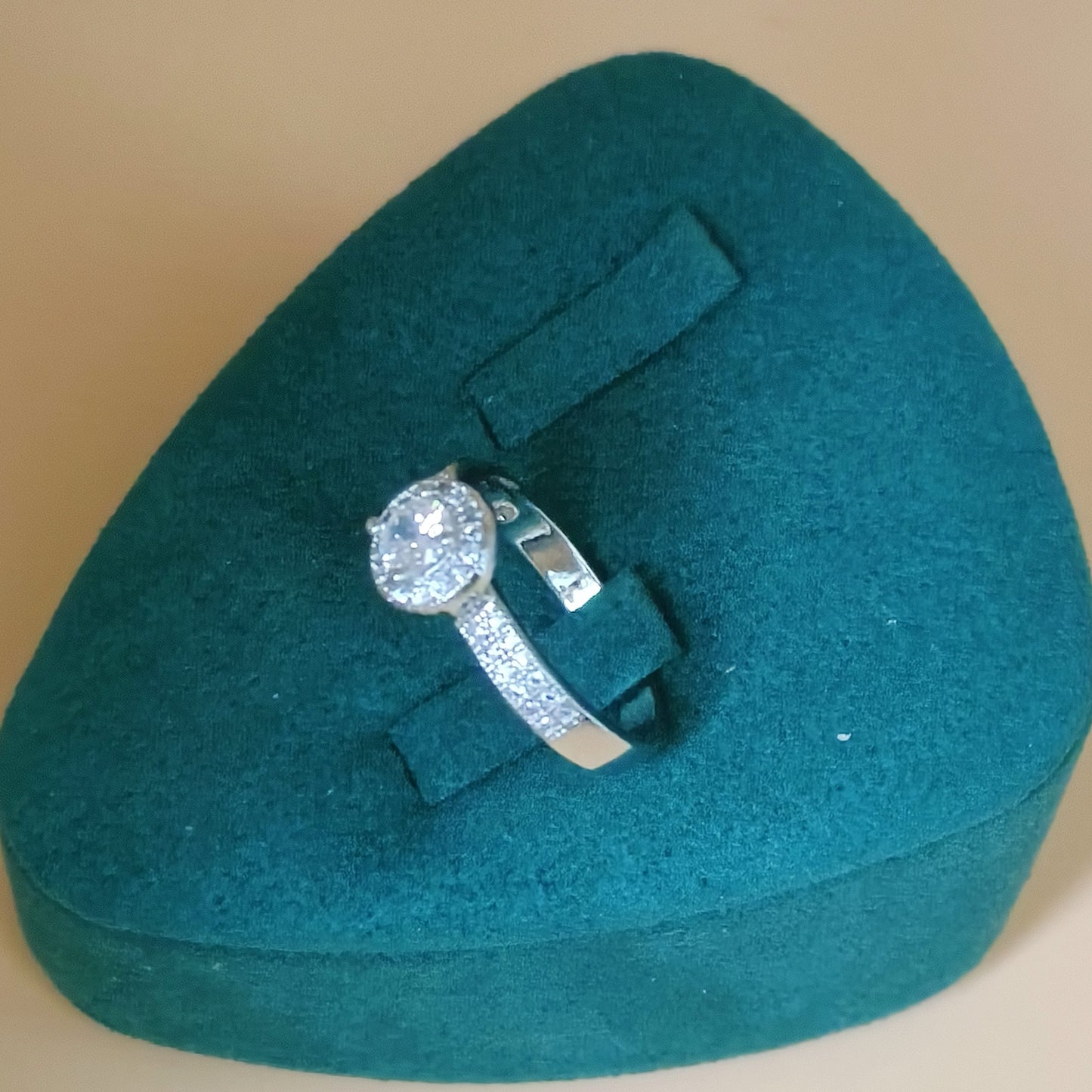 Cubic Zirconia Round Stone Ring Silver