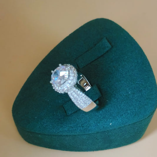 Round Halo Engagement Ring