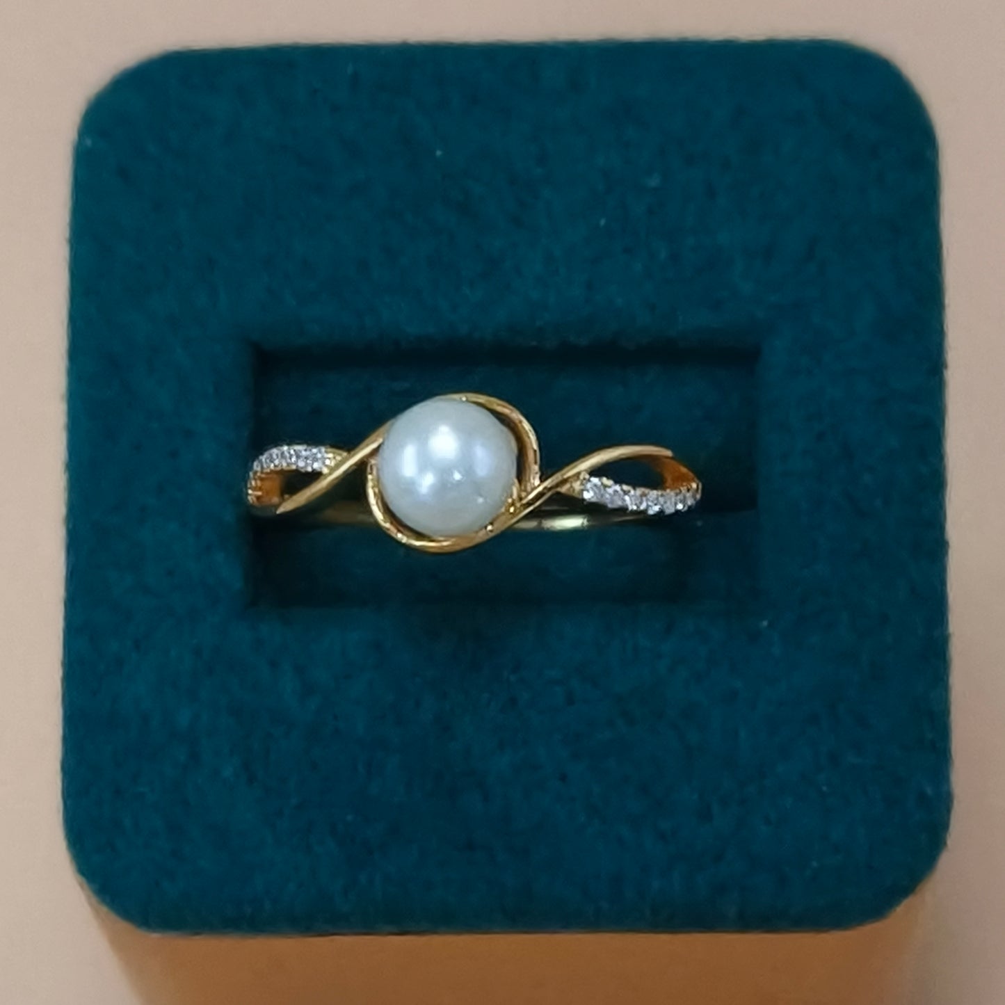 Twist Fresh Water Pearl Harmony Ring- rp7